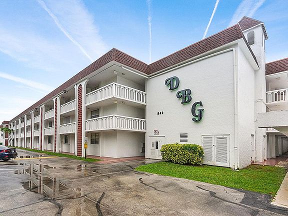 2nd image of 1040 SE 4th Ave APT 123