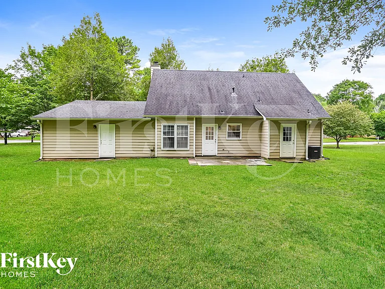 3900 Hadley Farm Dr — Photo 18