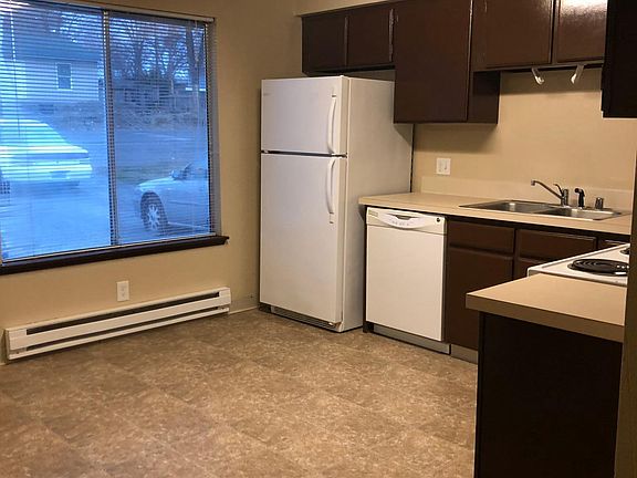 4th image of 3704 W 7th Ave #A