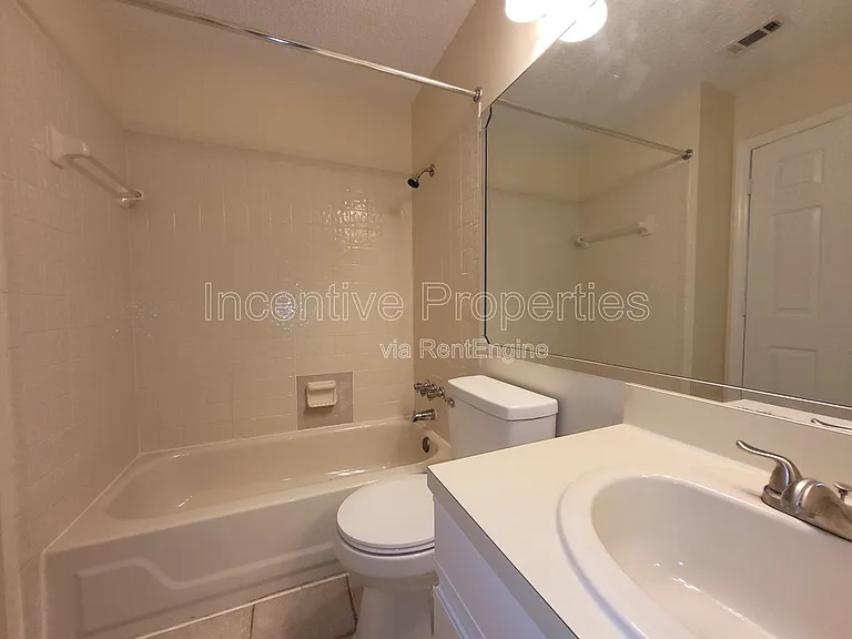 575 Bloomington Ct #24 — Photo 13