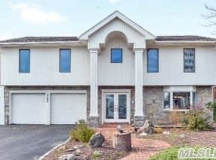 3090 Lee Pl, Bellmore, NY 11710