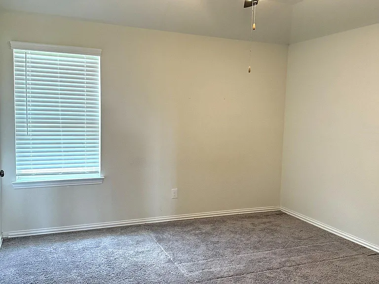 15823 Vanderpool River Dr — Photo 20