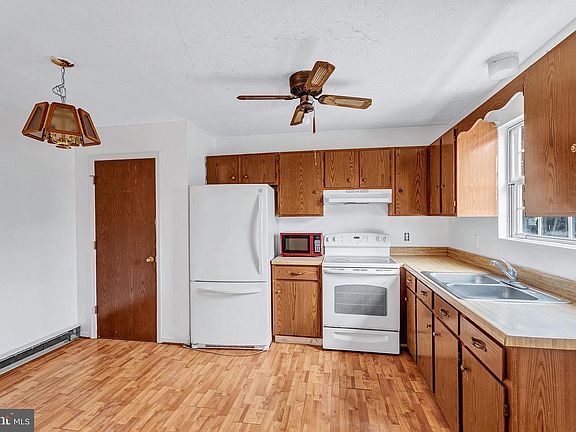 5th image of 210 Brunswick Rd