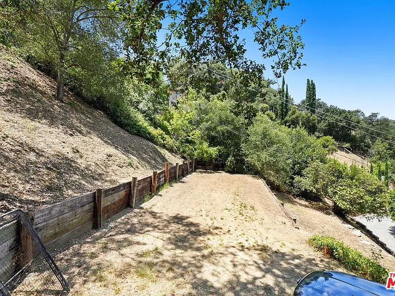 22013 Alta Dr — Photo 49