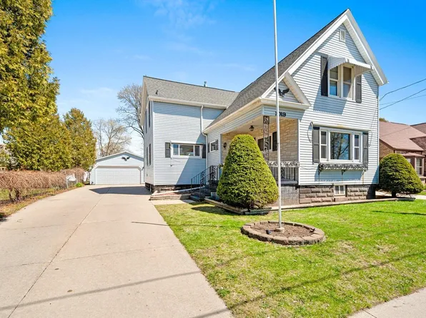 1019 South 11th STREET, Manitowoc, WI 54220