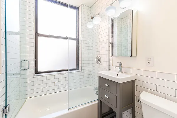 Rented by MNS | media 37