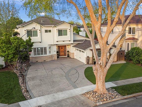 5th image of 1462 Padres Dr