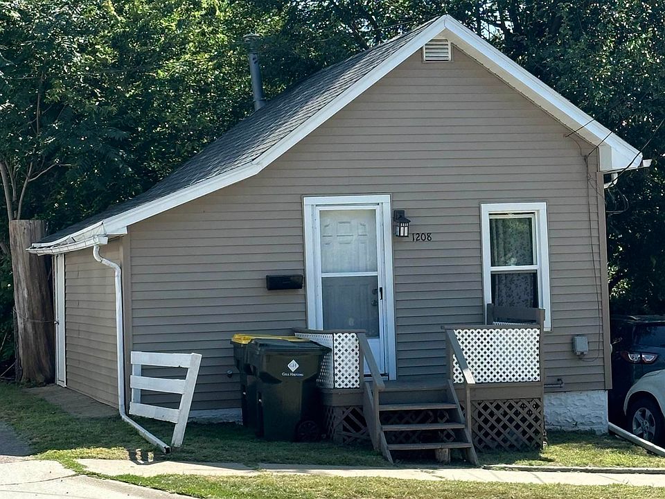 1st image of 1208 Floyd Blvd