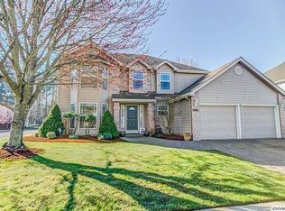 1096 Keystone Loop NE, Keizer, OR 97303