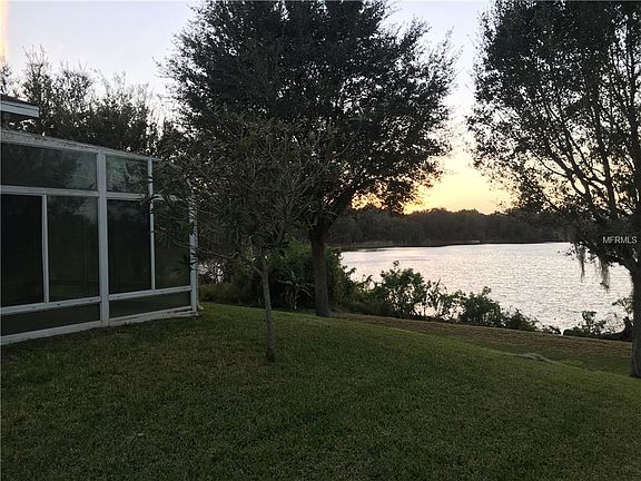 4th image of 236 Lake Shepard Dr