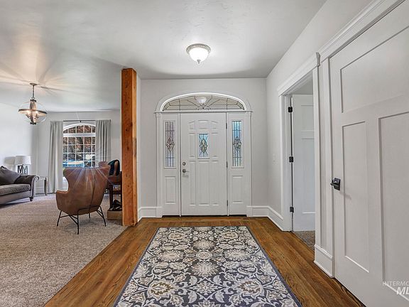 3rd image of 88 Sunnyside Dr