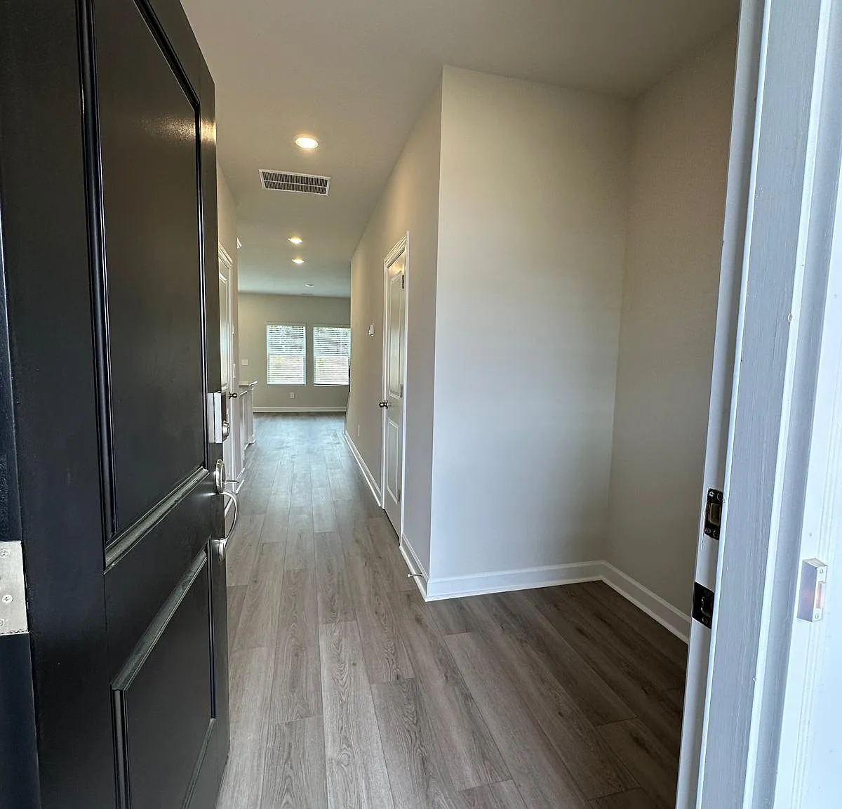 1744 Braemar Village Dr — Photo 3