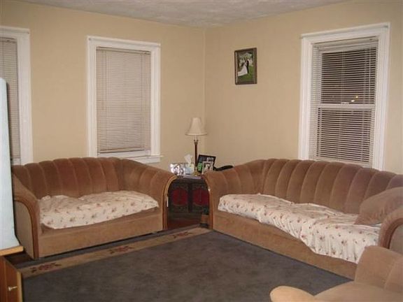 2nd image of 216 Lenox St APT 2