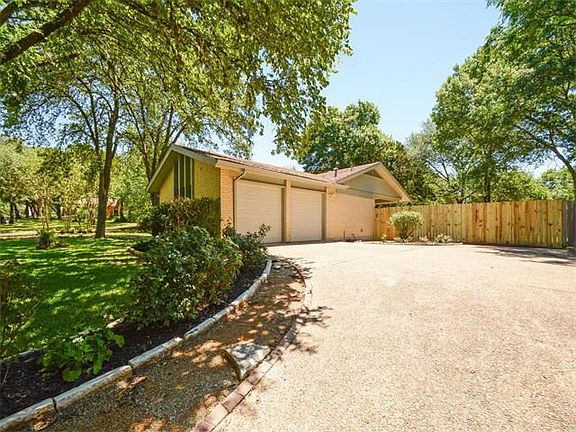 4th image of 8809 Collingwood Dr
