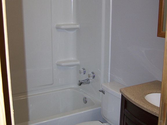 3rd image of 606 Saint Paul Dr