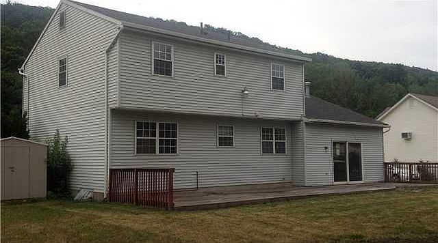 2nd image of 17 Grant Dr
