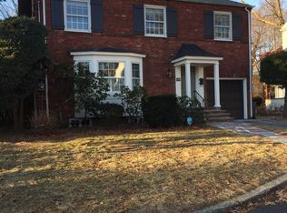 702 Tremont Ct, Orange, NJ 07050