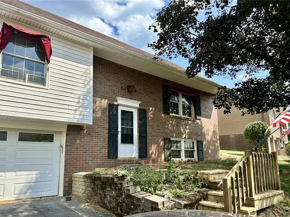 2434 Rolling Farms Rd, Glenshaw, PA 15116