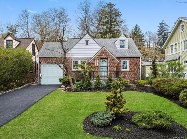 306 N Midland Avenue, Nyack, NY 10960
