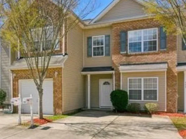355 Harvest St, Newport News, VA 23608