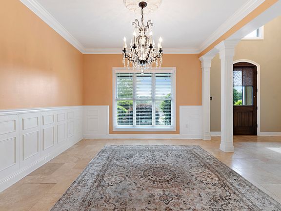4th image of 15557 Old Magnolia Ct