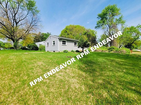 3rd image of 11941 Raymond Ave