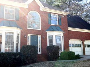 250 Chandler Pond Dr, Lawrenceville, GA 30043