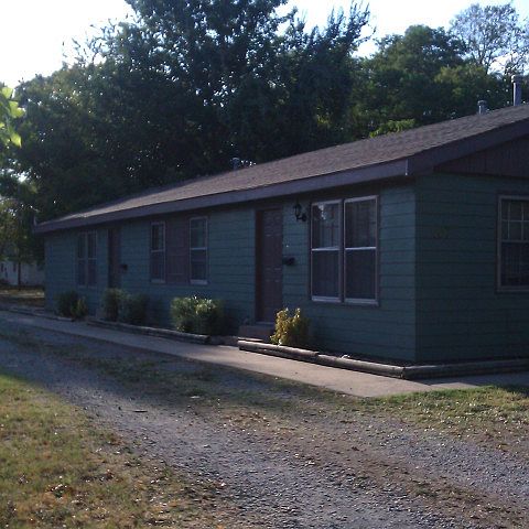 1st image of 407 N Highland St #A