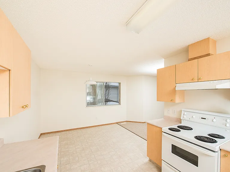 620 King St — Photo 4