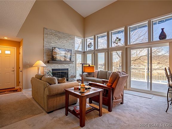2nd image of 1089 Buckingham Dr Unit 2