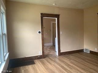 4th image of 63 & 65 N Balch St