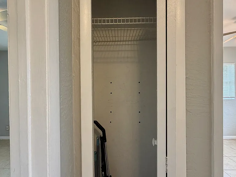 Unit Photo