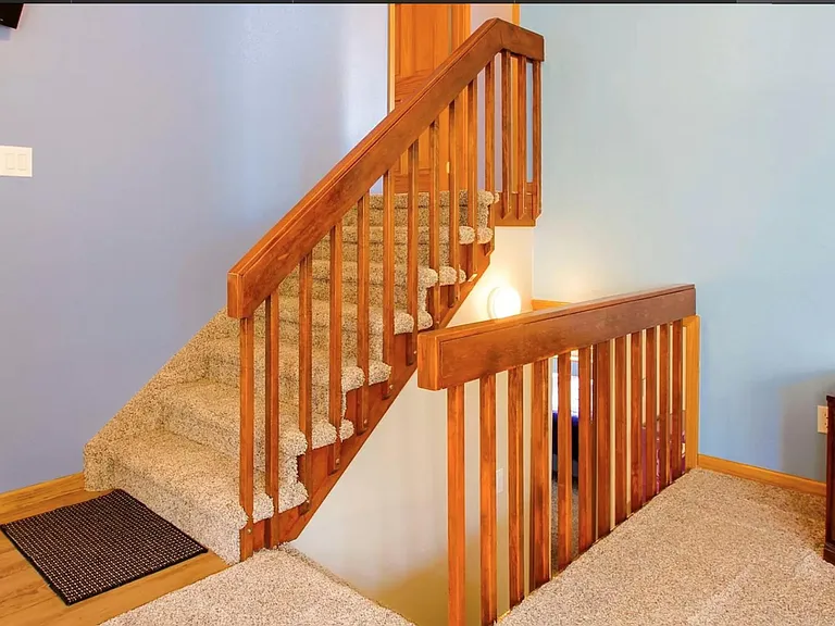 804 Hayden Ct — Photo 8