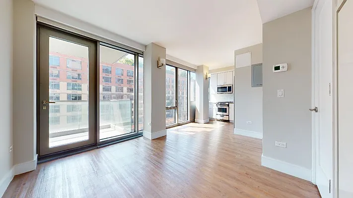 Rented by Bond New York | media 33