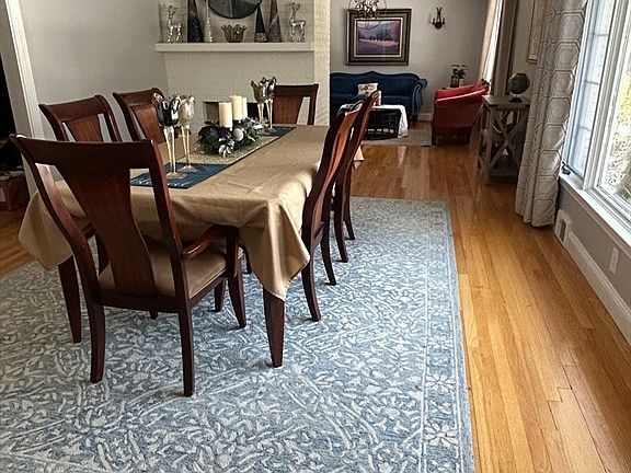 5th image of 58 Shady Side Dr