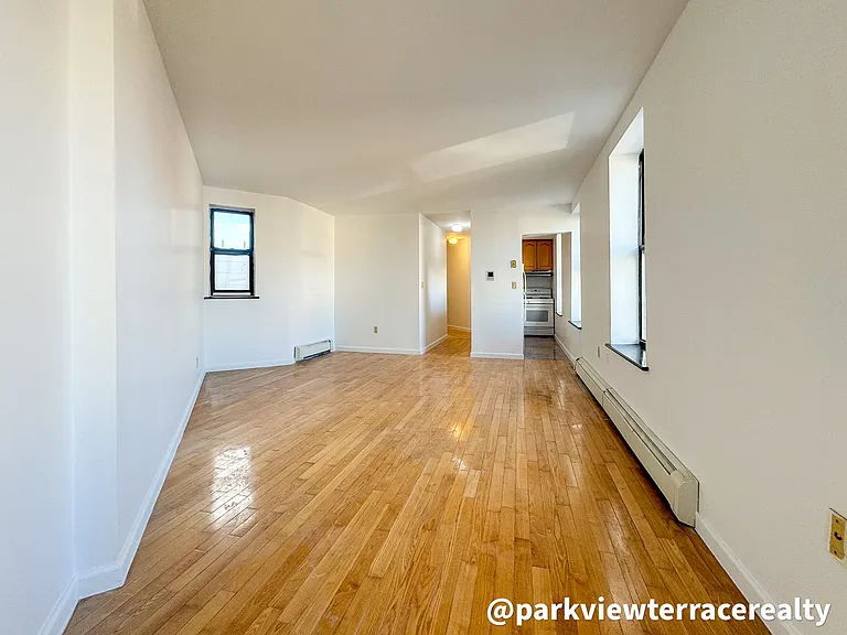556 Dahill Rd #3F — Photo 1