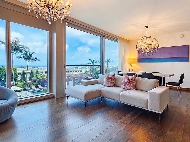 1555 Kapiolani Blvd #802 — Photo 2