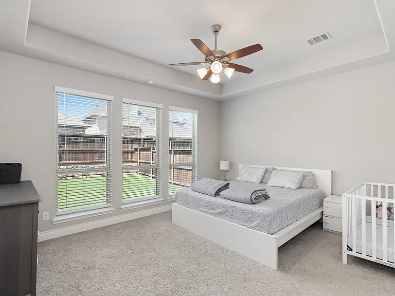 740 Dover Dr — Photo 14