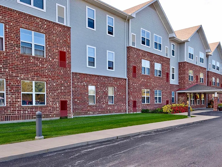 Heritage Landing 55+ Apartments — Photo 6