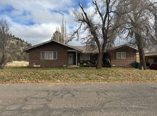 336 N Pine St, Dorris, CA 96023