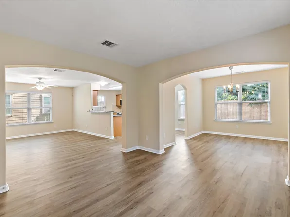 13111 Royal Bell Ct, Houston, TX 77047