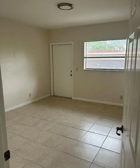7801 NW 35th Ct #4 — Photo 6
