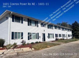 1601 Center Point Rd NE APT 11, Cedar Rapids, IA 52402