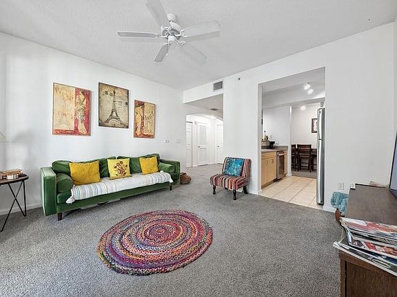 4th image of 533 NE 3rd Avenue #242