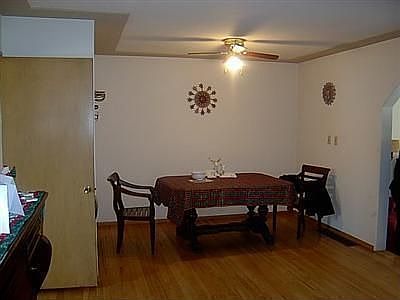 4th image of 905 W Gettysburg Ave