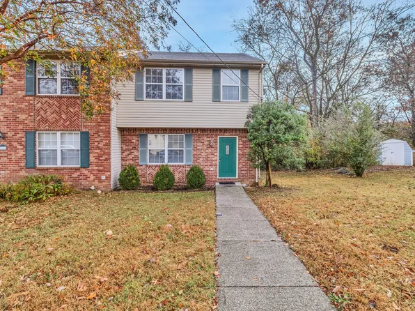 908 Waggoner Ct E, Nashville, TN 37214