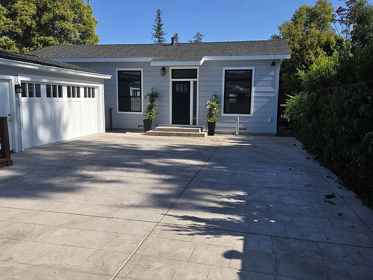 16705 Shannon Rd — Photo 1