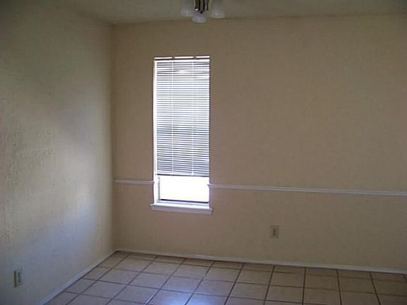 3rd image of 6201 Escondido Dr APT 18C
