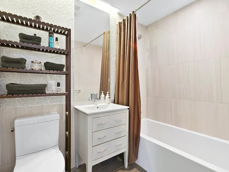 40 N 4th St #2U — Photo 8
