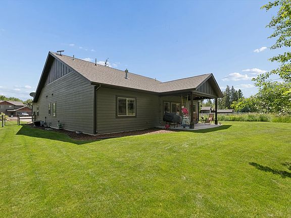 2nd image of 236 Forest Edge Trl